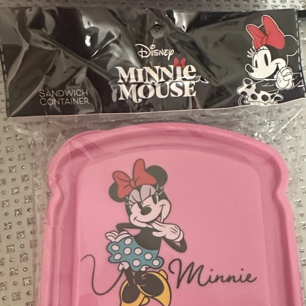 Disney Minnie Mouse Pink Sandwich Box NIP